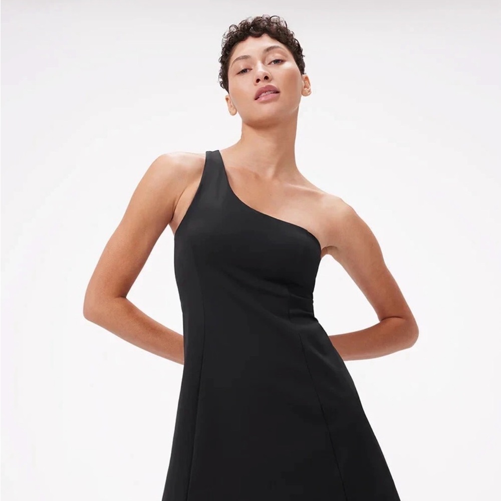 Outdoor Voices Women's One Shoulder Athletic Black Dress Size S built in bra